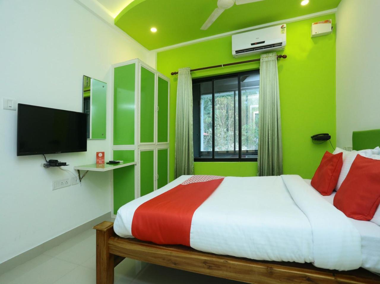 Oyo 9557 Near Kims Hospital Hotel Thiruvananthapuram Exterior foto